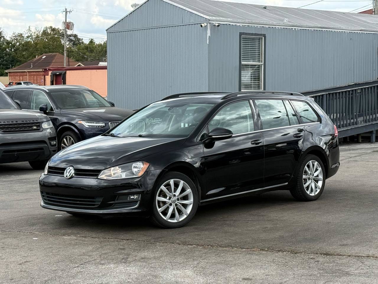 Used 2016 Volkswagen Golf SE FWD image 1