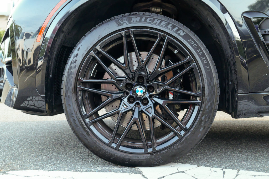 Used 2024 BMW X5 M Competition w/ Executive Package AWD/4WD image 15