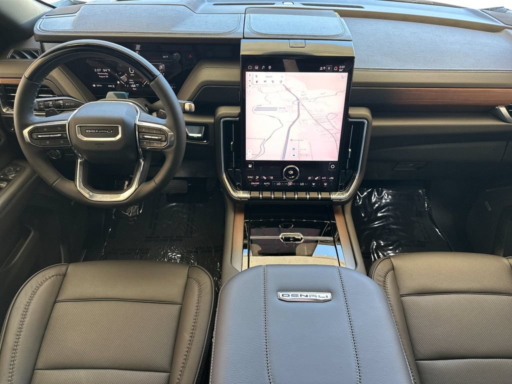 New 2026 GMC Yukon Denali w/ Denali Reserve Package AWD/4WD image 13