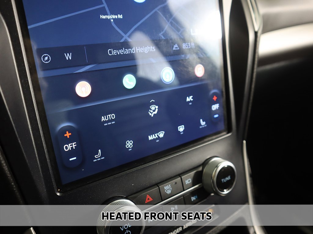 Used 2024 Ford Edge SEL image 7