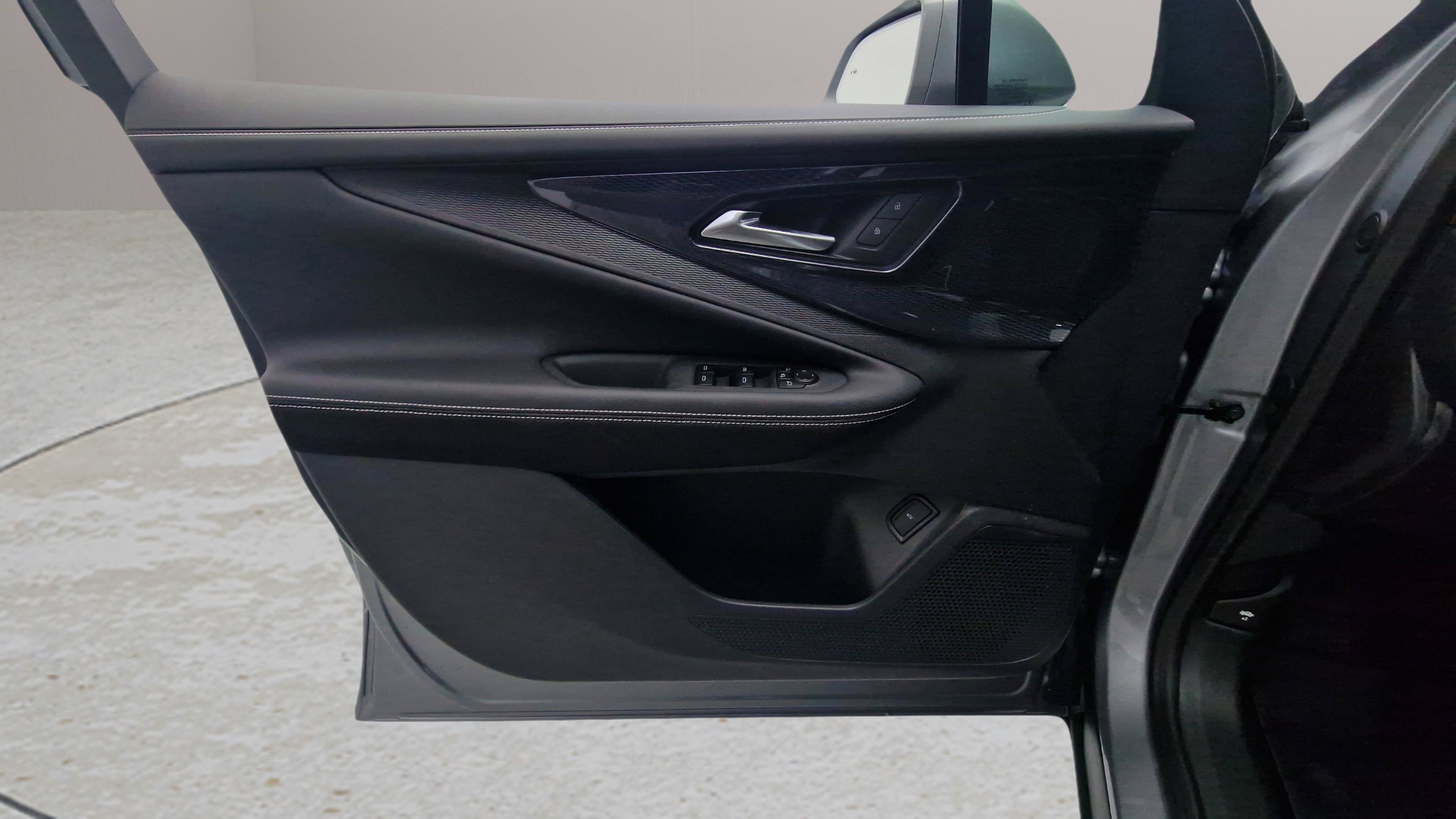 New 2025 Chevrolet Blazer EV LT AWD/4WD image 14