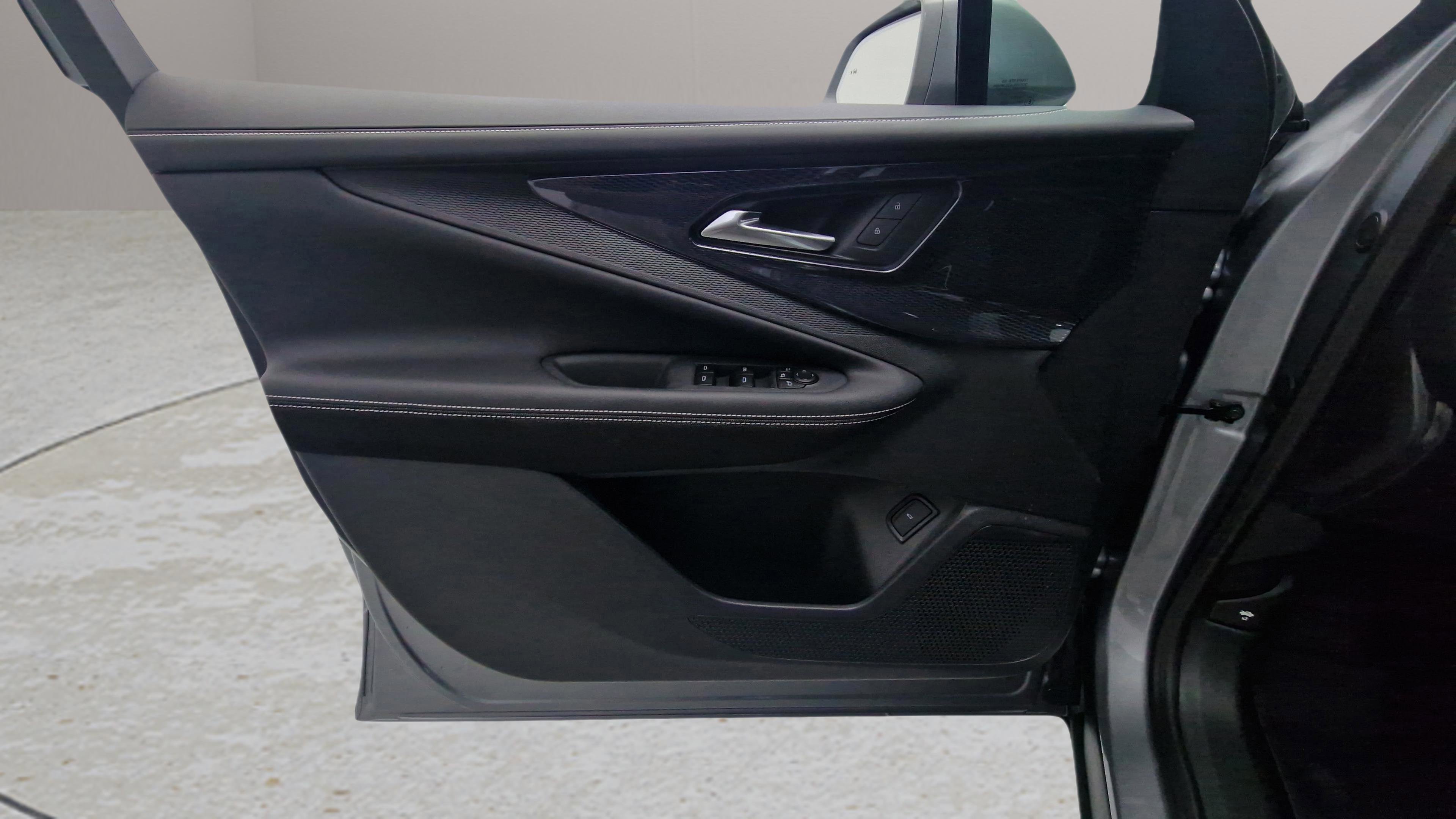 New 2025 Chevrolet Blazer EV LT image 14