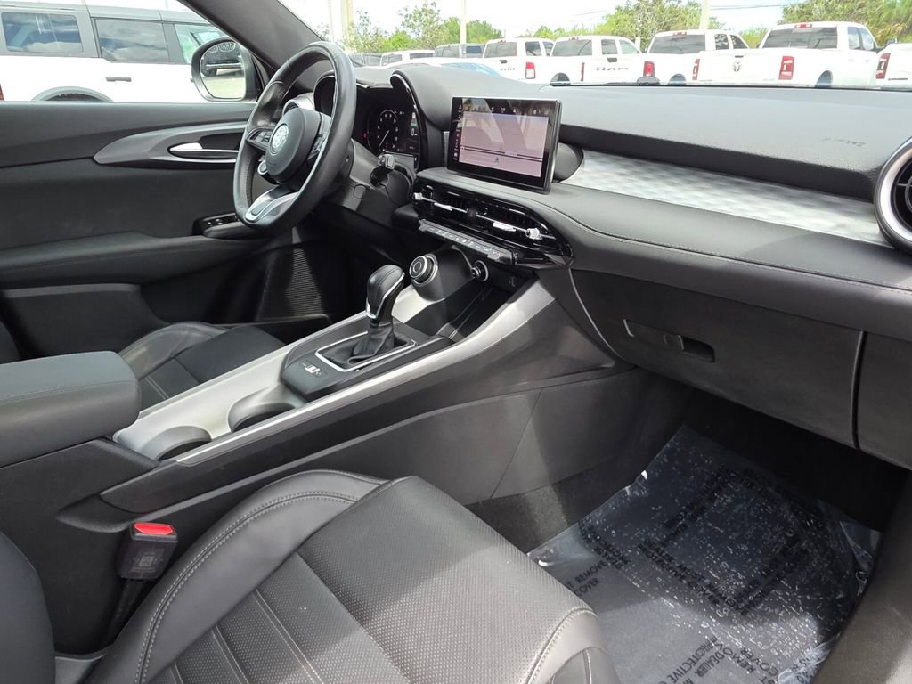 Used 2024 Alfa Romeo Tonale Ti w/ Active Assist Package image 9