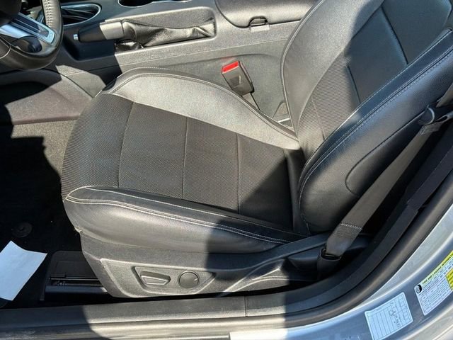 Used 2022 Ford Mustang Premium image 14