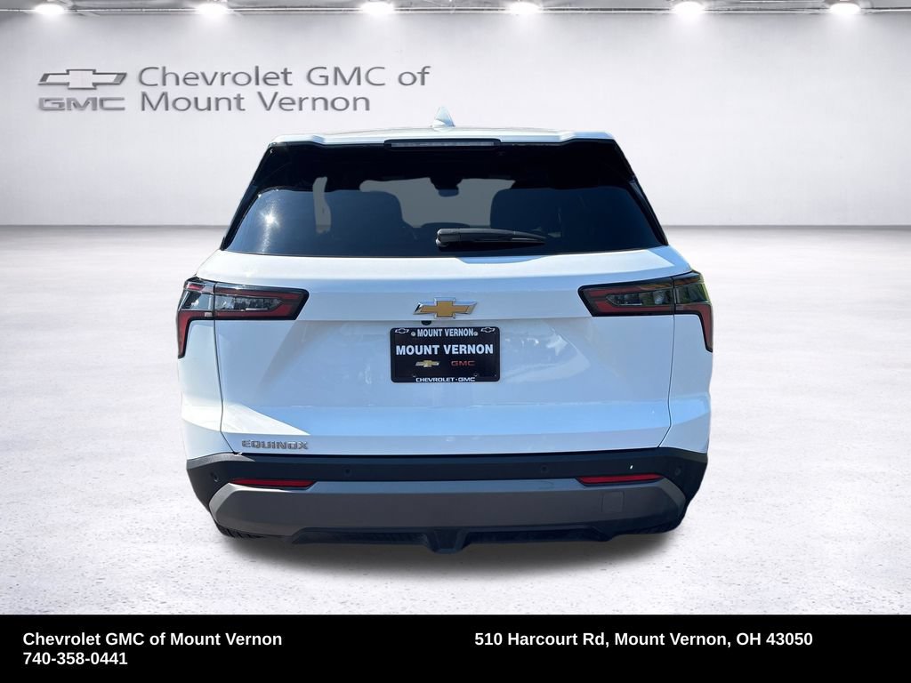 Used 2026 Chevrolet Equinox LT w/ Convenience Package II FWD image 9