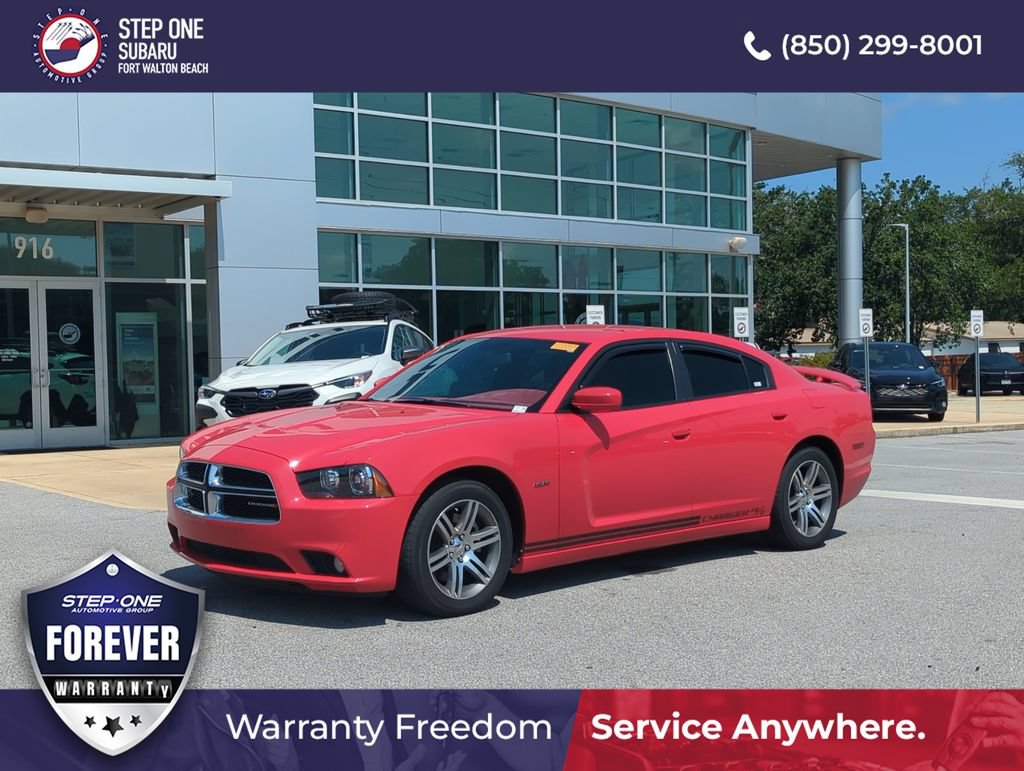 Used 2014 Dodge Charger R/T RWD image 2