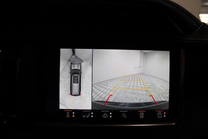 Used 2023 GMC Yukon Denali Ultimate image 5