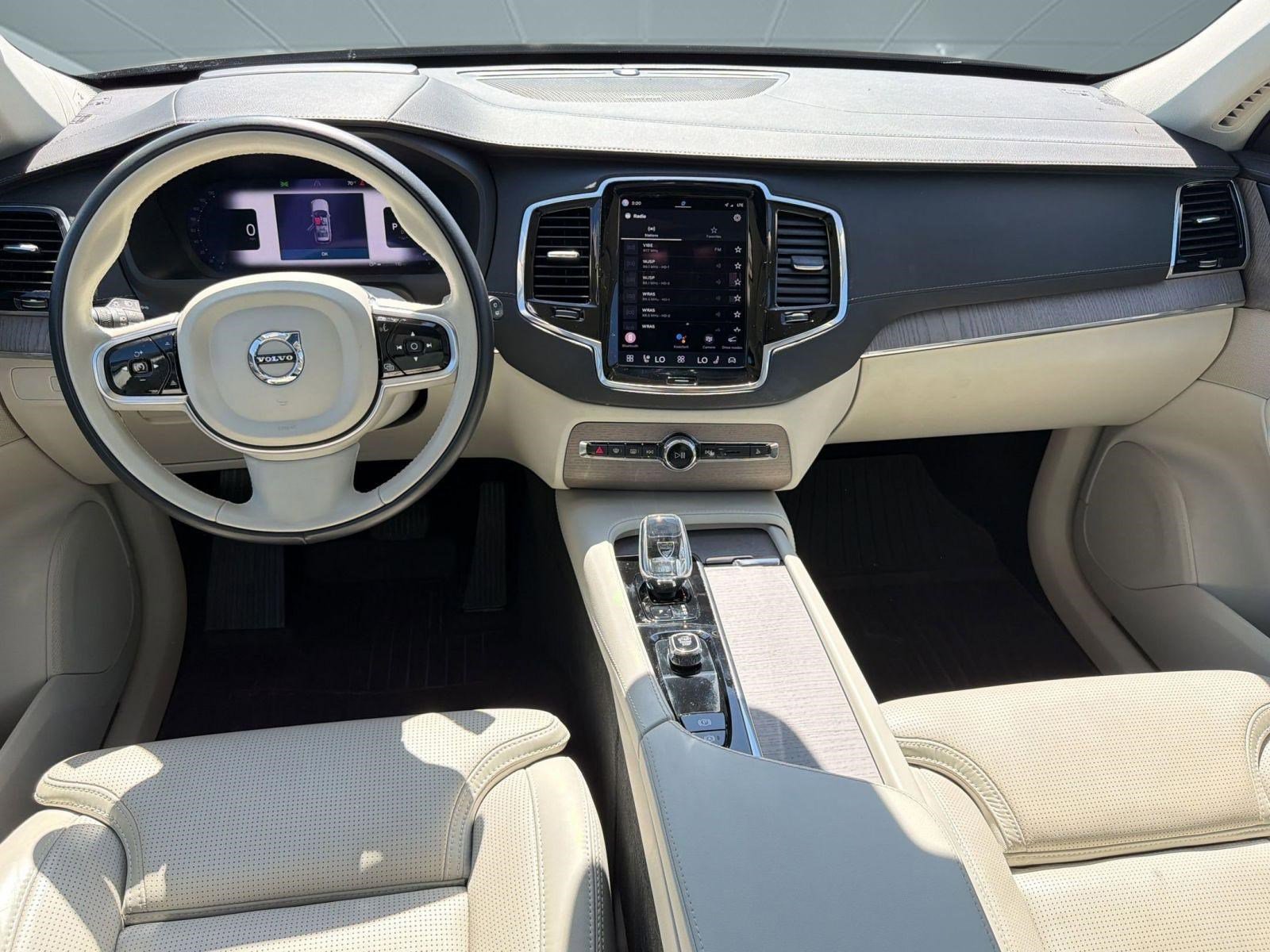 Certified 2023 Volvo XC90 B6 Ultimate w/ Protection Package Premier image 16