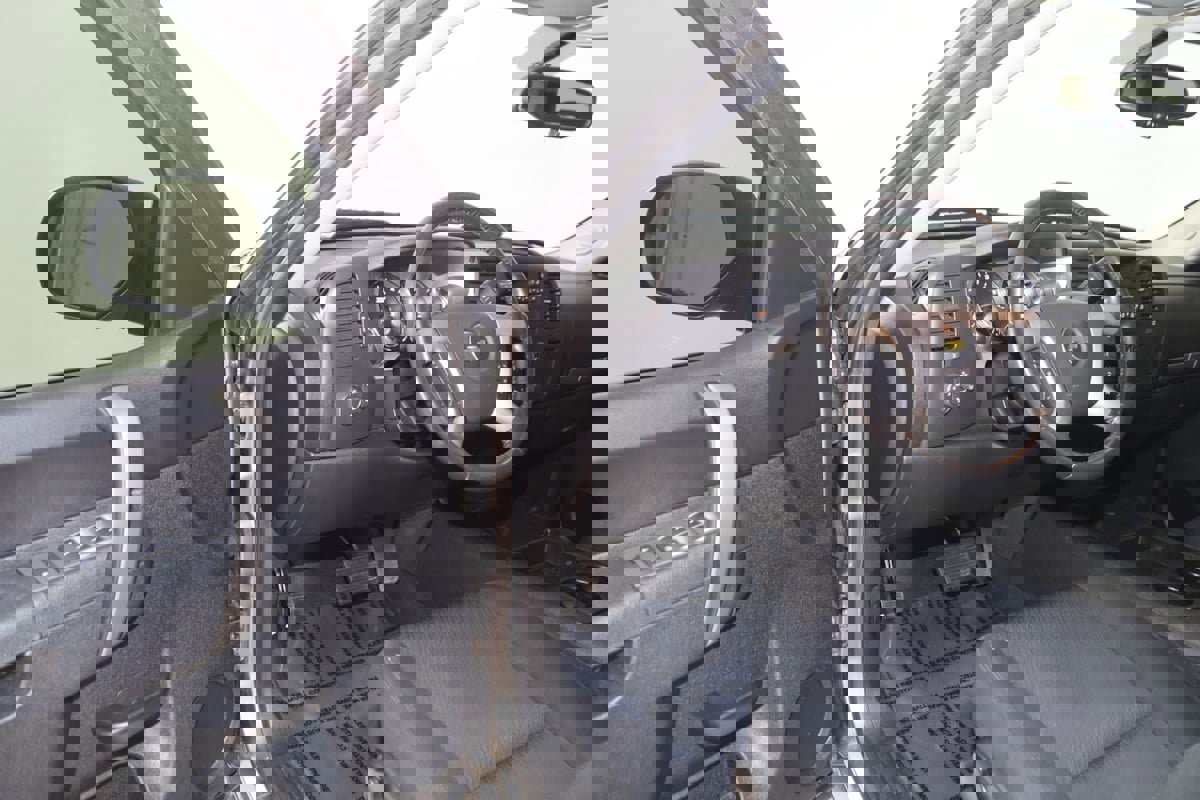 Used 2013 Chevrolet Silverado 1500 LT w/ All-Star Edition image 38