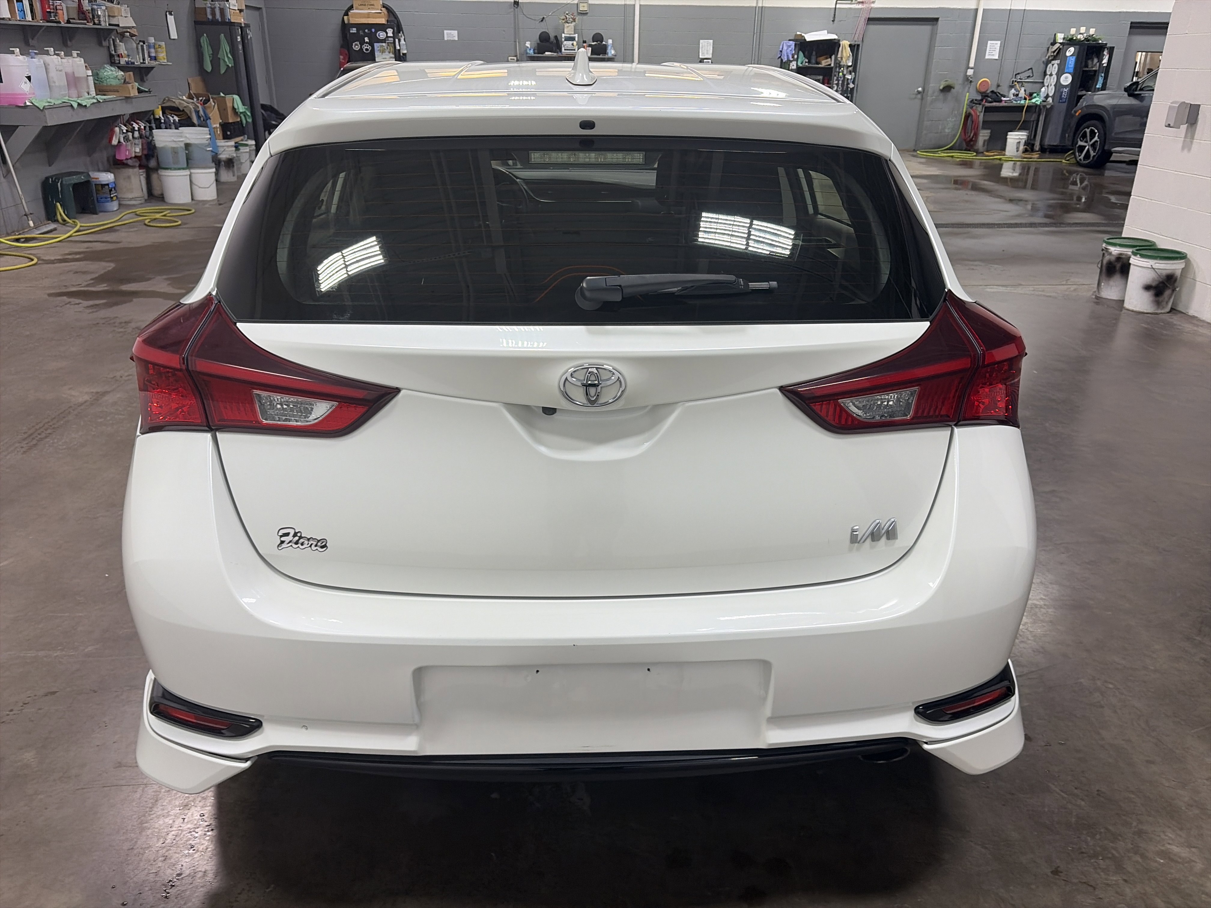 Used 2018 Toyota Corolla iM w/ All-Weather Mat Package image 4
