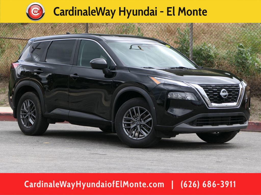 Used 2023 Nissan Rogue S FWD video 1