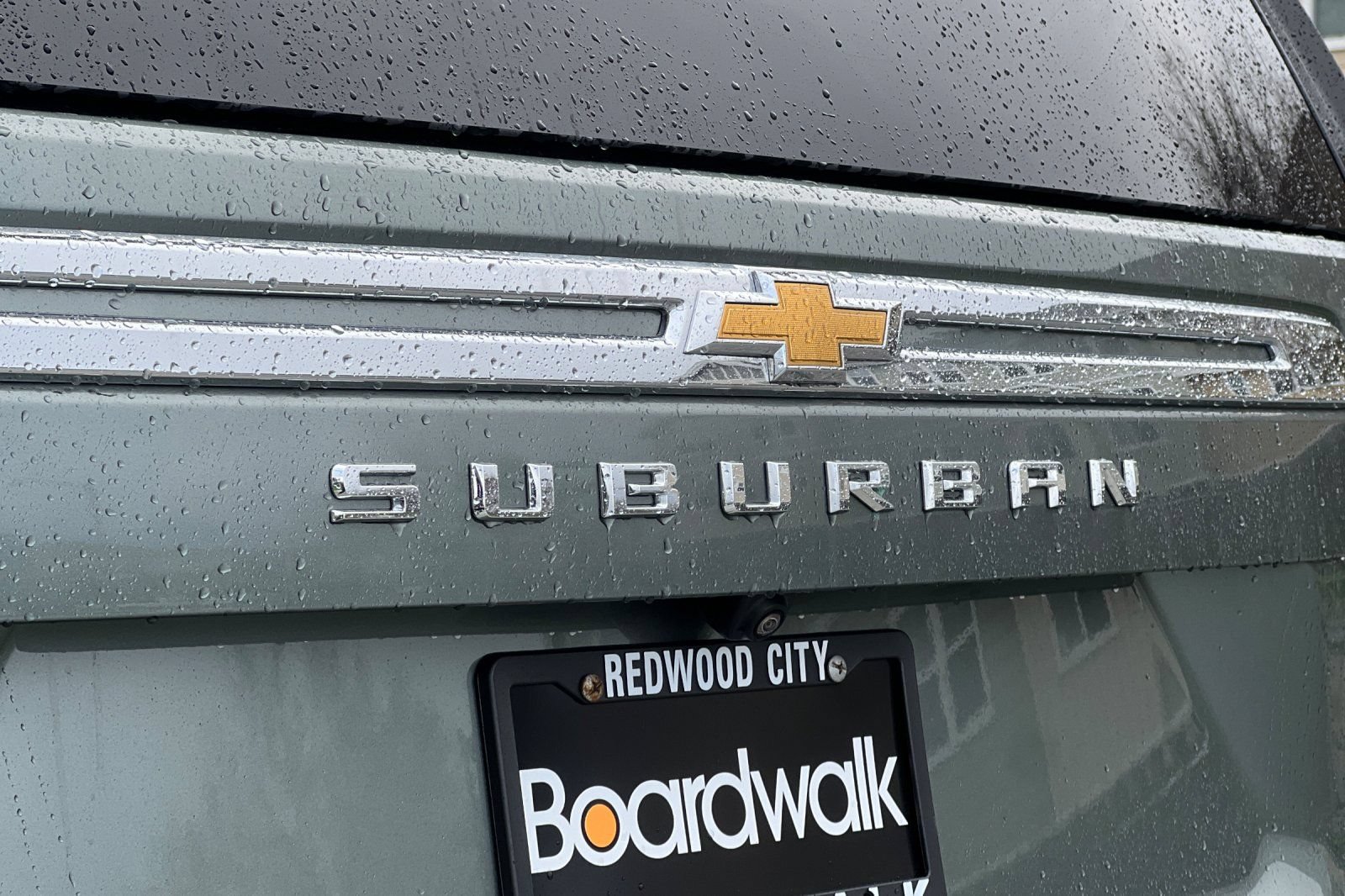 Used 2023 Chevrolet Suburban Premier AWD/4WD image 28