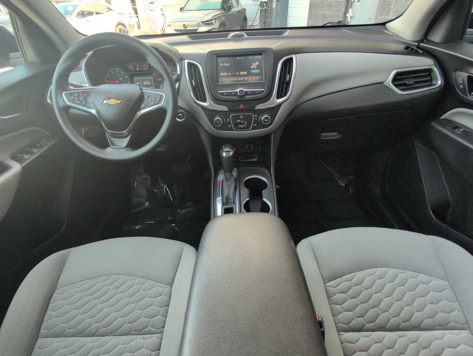 Used 2018 Chevrolet Equinox LT FWD image 15