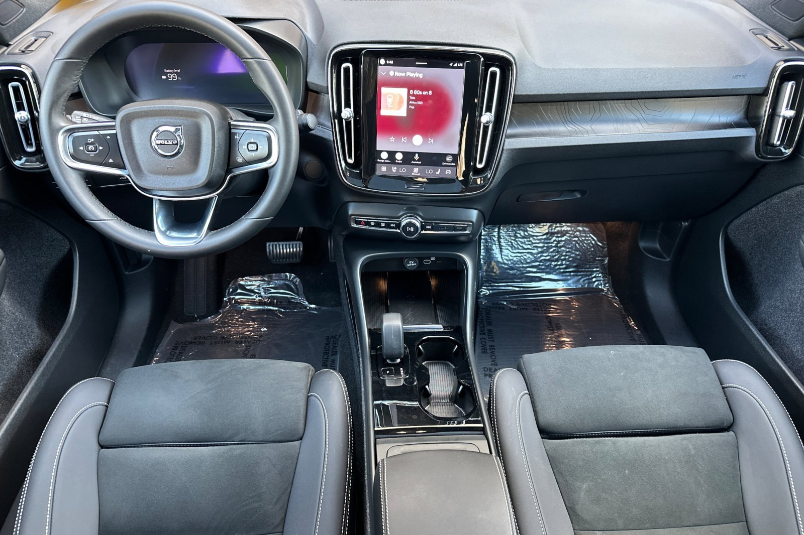 Certified 2023 Volvo C40 P8 Recharge Ultimate AWD/4WD image 15
