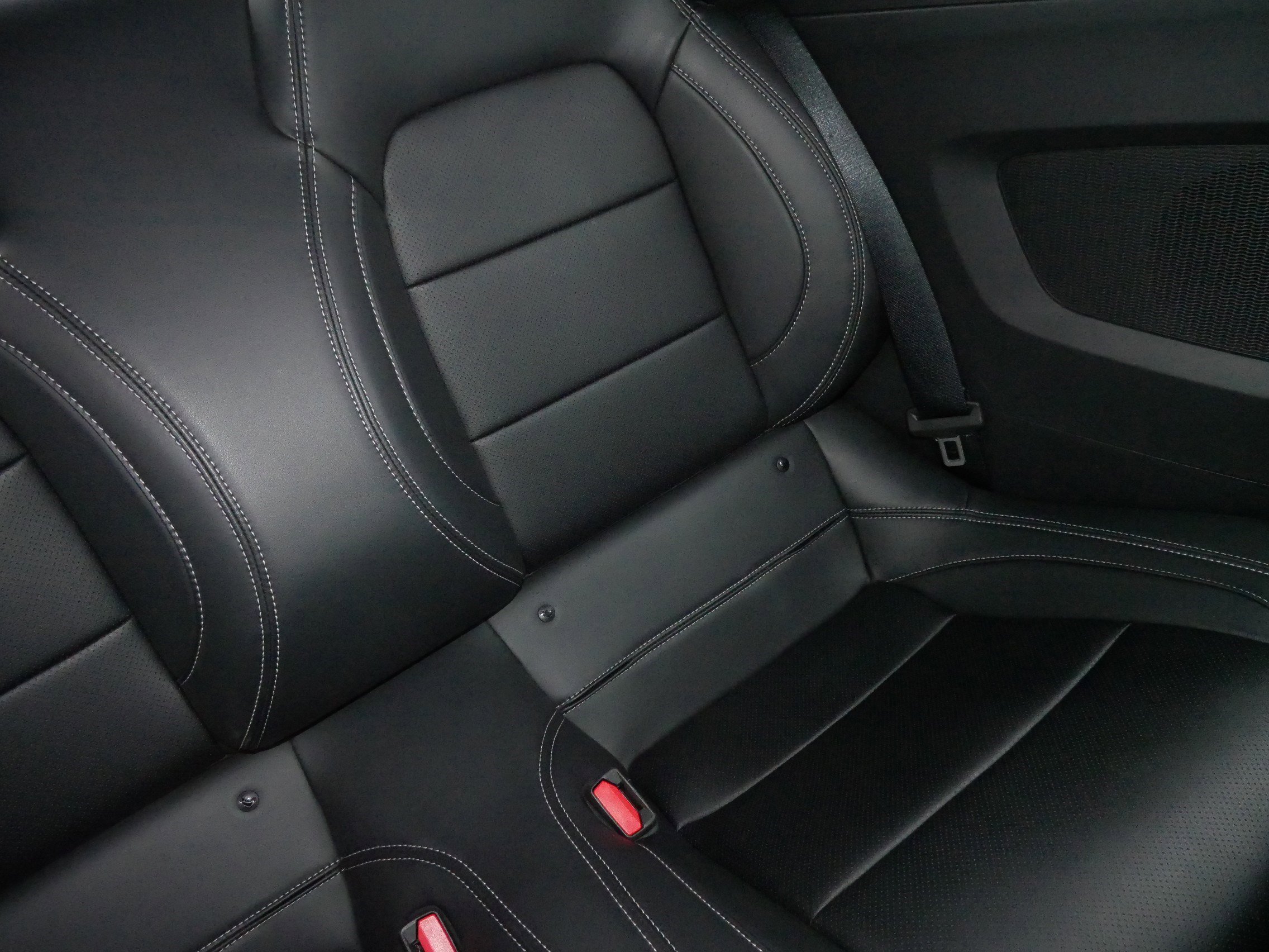 Used 2025 Ford Mustang Premium image 14