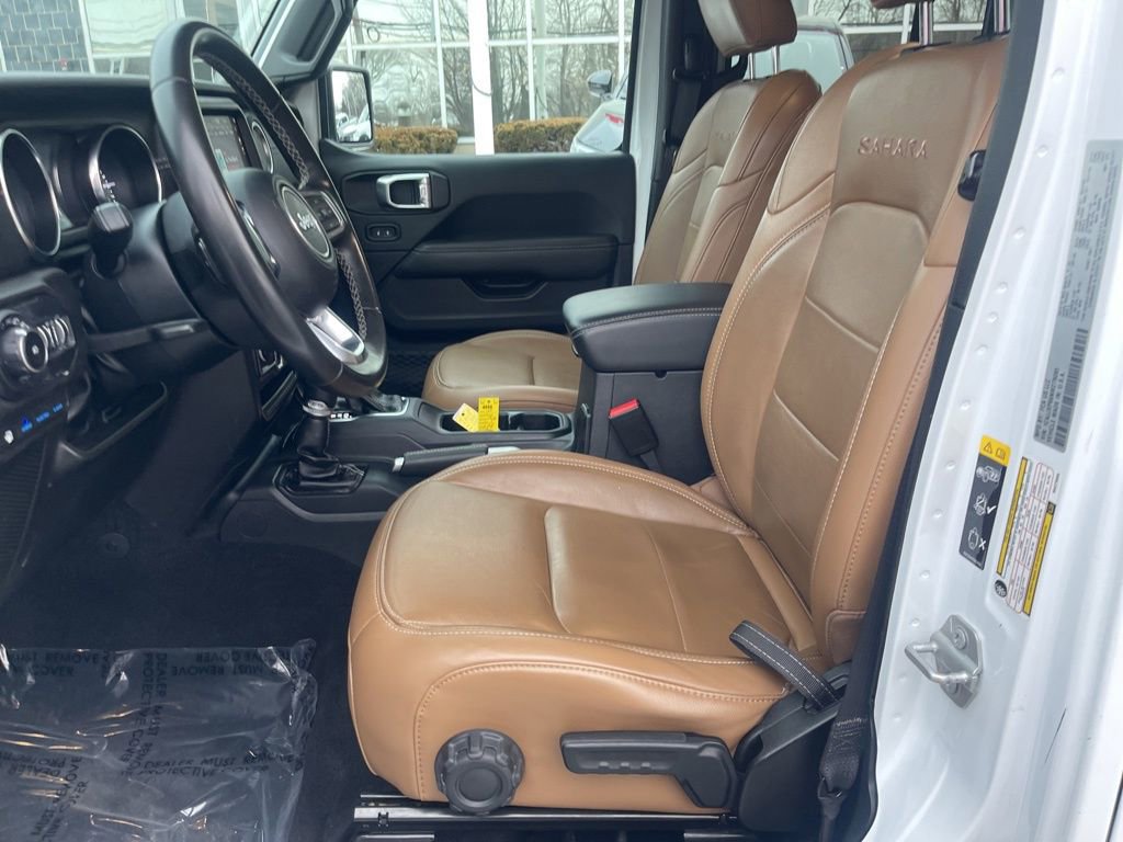 Used 2022 Jeep Wrangler Unlimited Sahara image 16