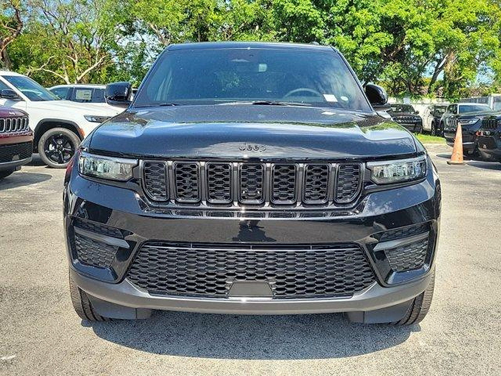 New 2024 Jeep Grand Cherokee Altitude RWD image 2