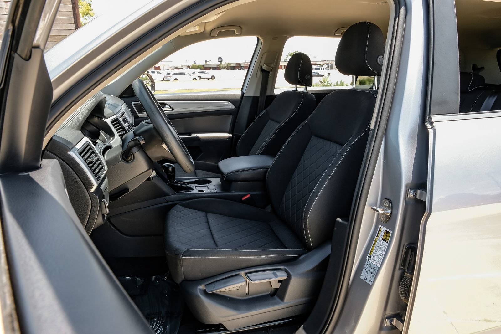 Used 2021 Volkswagen Atlas S FWD image 33