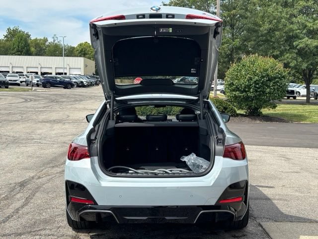 Certified 2026 BMW i4 M60 AWD/4WD image 33