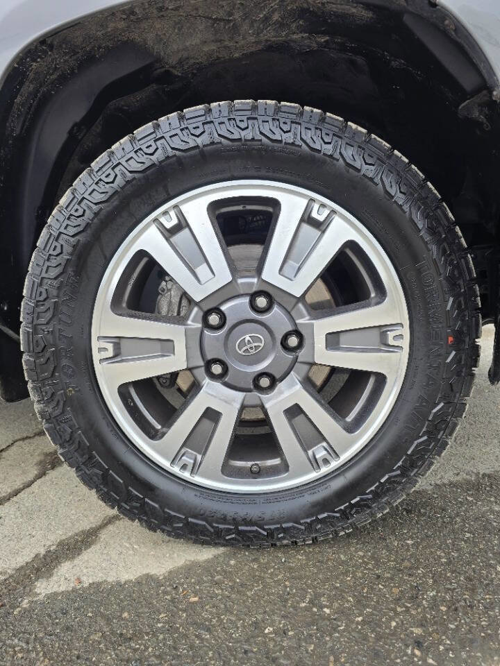 Used 2018 Toyota Tundra Platinum AWD/4WD image 8
