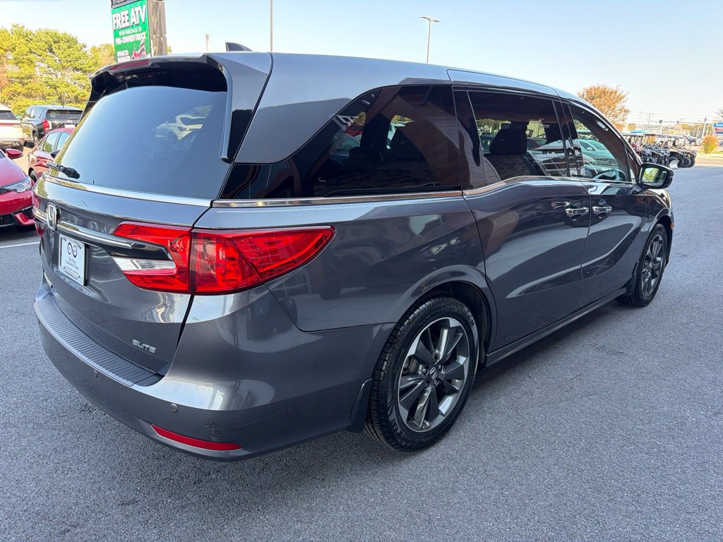 Used 2024 Honda Odyssey Elite image 7