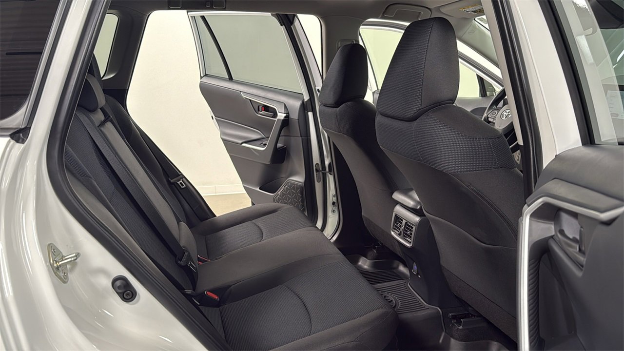 Certified 2025 Toyota RAV4 LE image 17