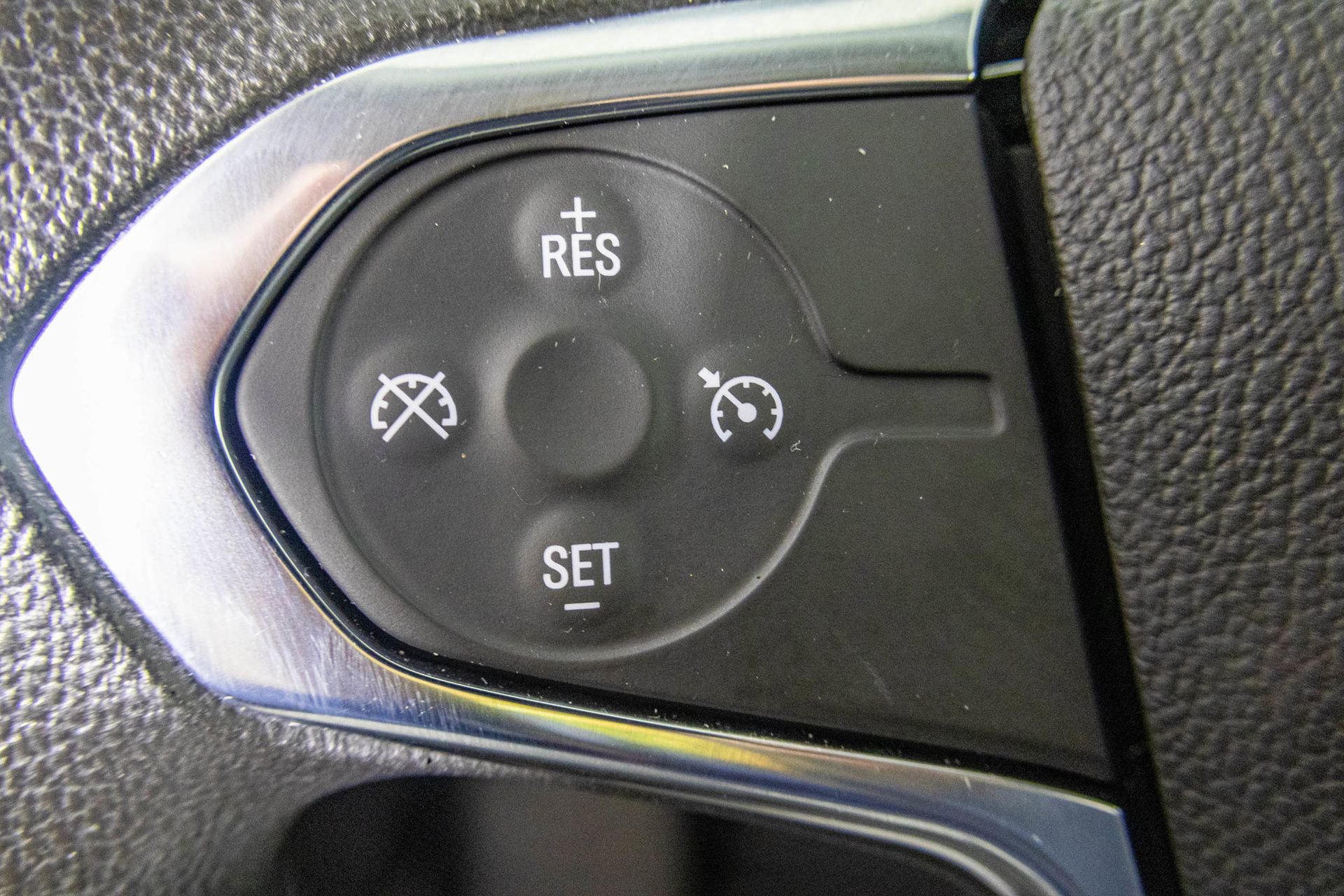 Used 2019 Chevrolet Traverse LS image 29