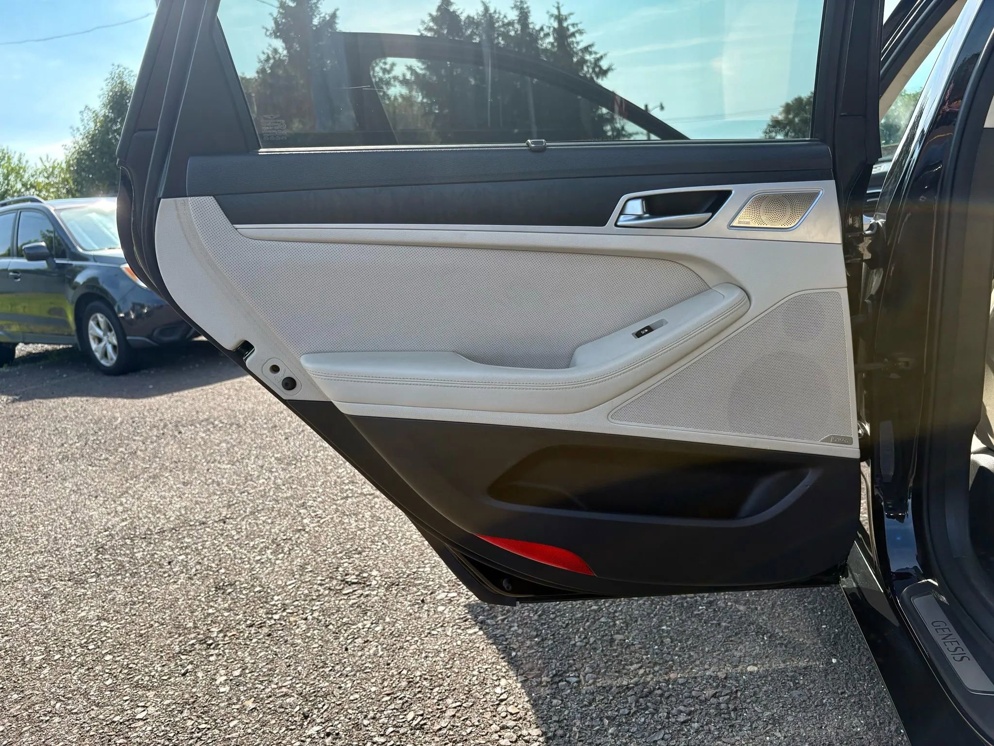 Used 2018 Genesis G80 5.0 Ultimate RWD image 12