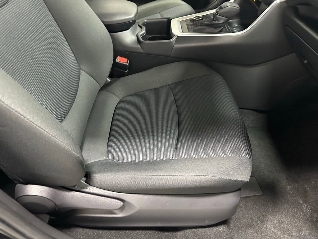 Used 2025 Toyota RAV4 LE image 58