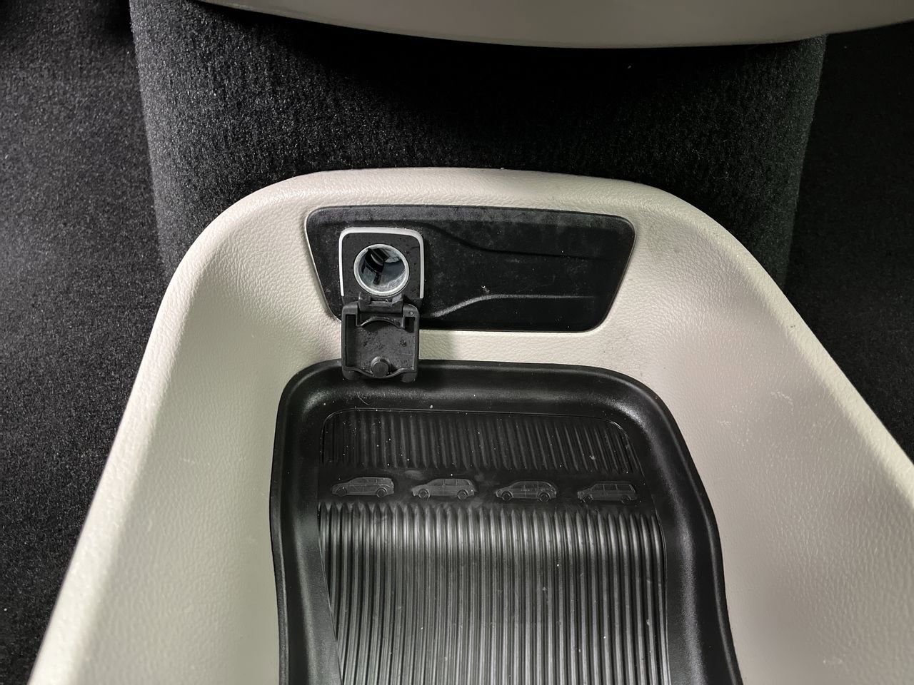 Used 2024 Chrysler Pacifica Touring-L FWD image 23