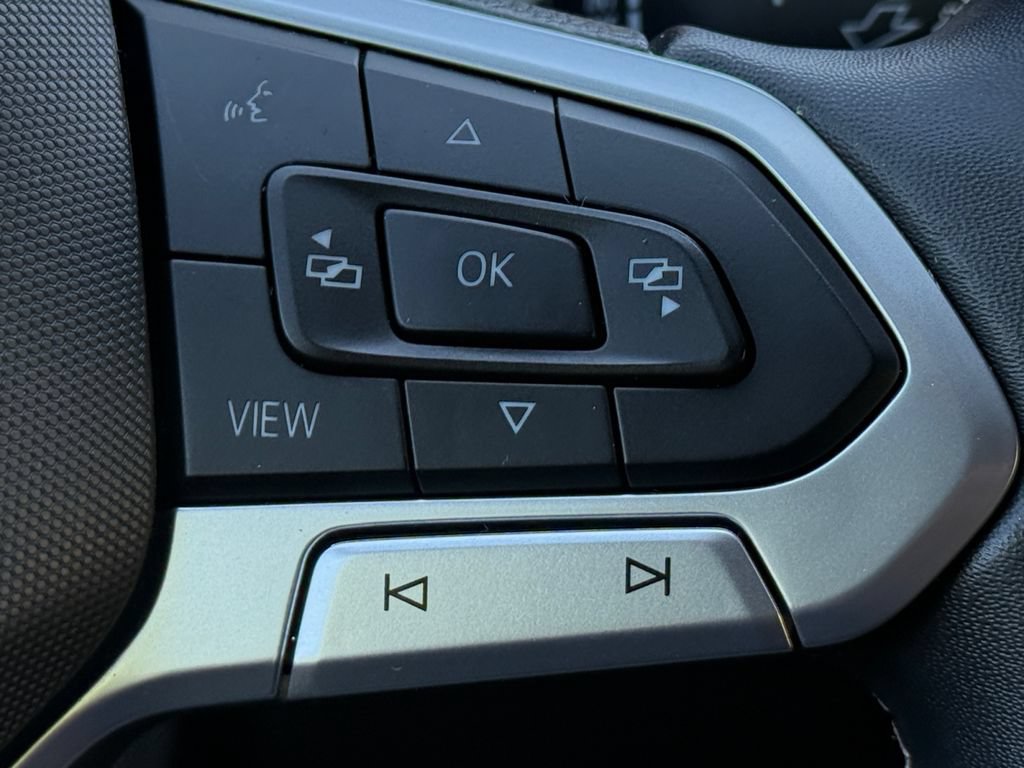 Used 2021 Volkswagen Atlas Cross Sport SE FWD image 20