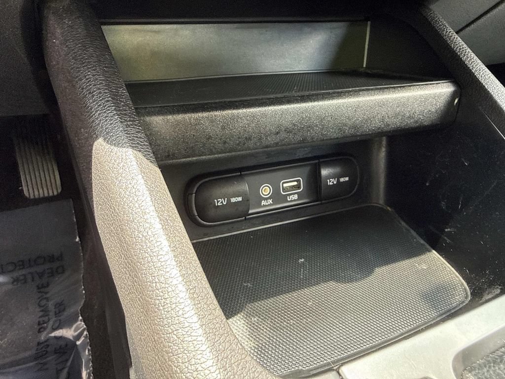 Used 2021 Kia Forte LXS FWD image 31