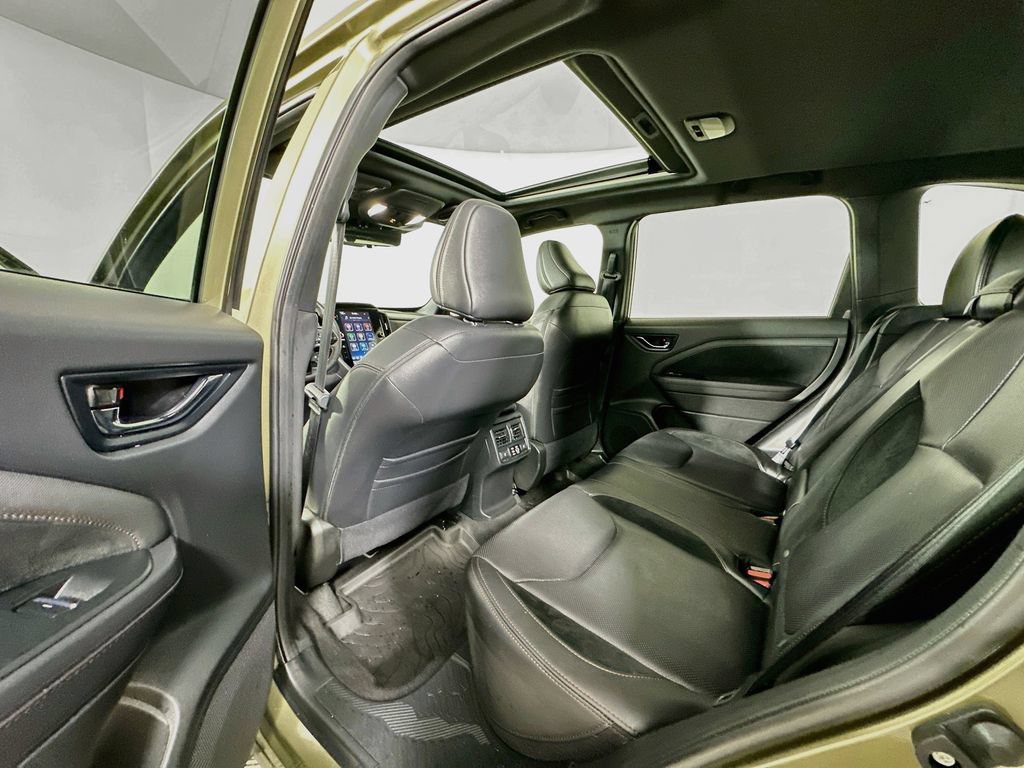 Used 2025 Subaru Forester Touring AWD/4WD image 17