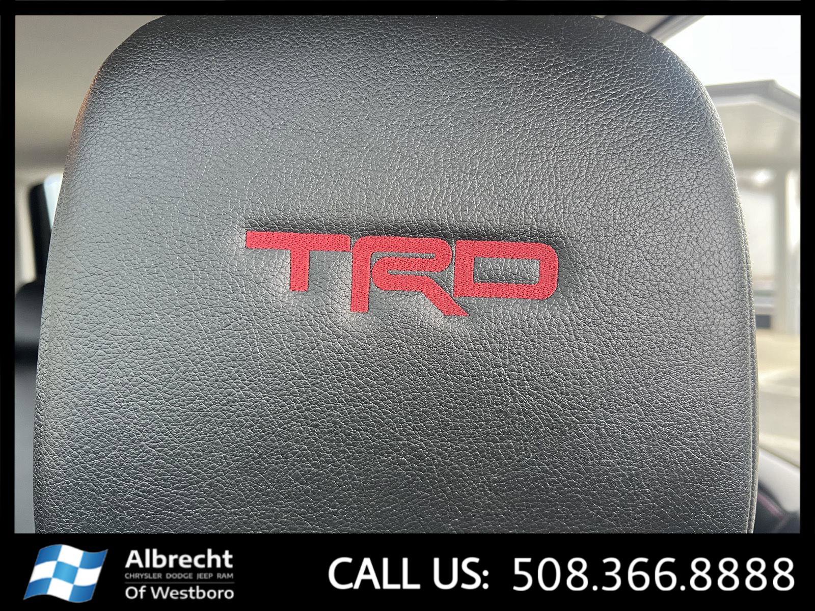 Used 2021 Toyota 4Runner Venture w/ Moonroof Package image 31