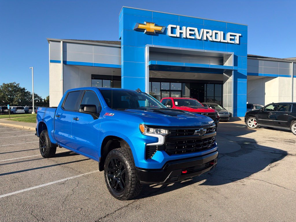 Used 2025 Chevrolet Silverado 1500 LT Trail Boss w/ Convenience Package II
