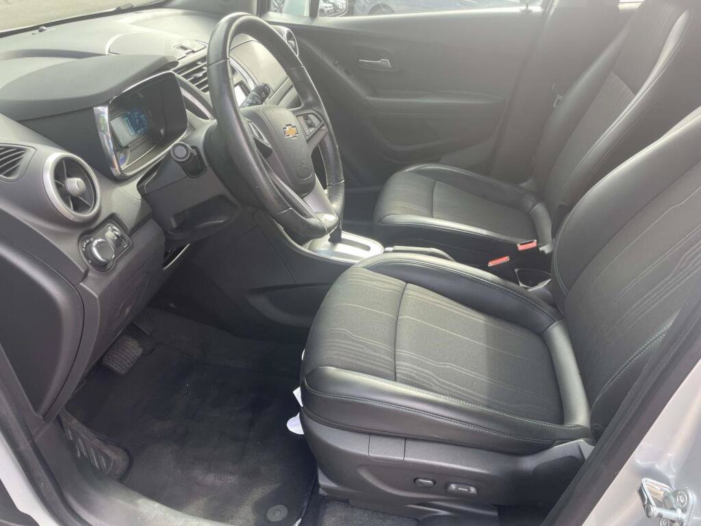 Used 2015 Chevrolet Trax LT w/ LT Plus Package FWD image 15