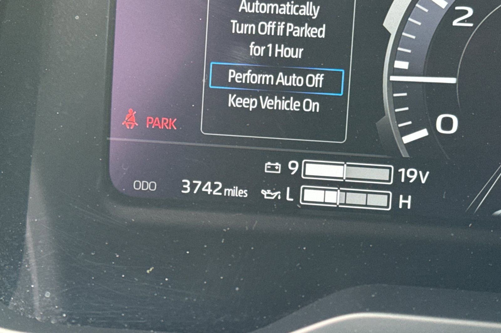 Certified 2025 Toyota Tundra Limited AWD/4WD image 3