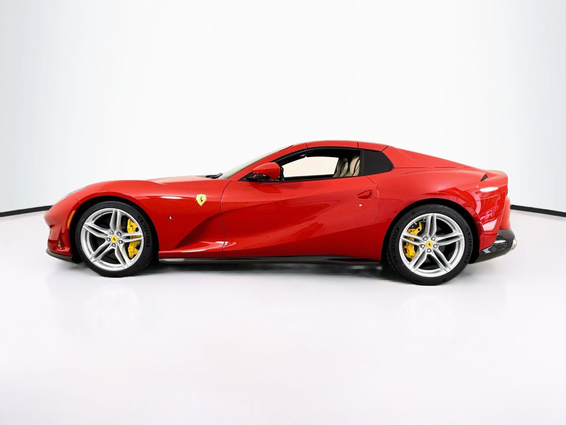 Certified 2022 Ferrari 812 GTS RWD image 4