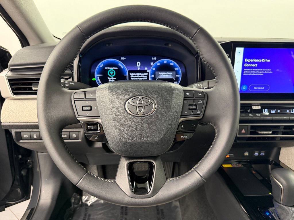 Used 2026 Toyota Camry XLE FWD image 25