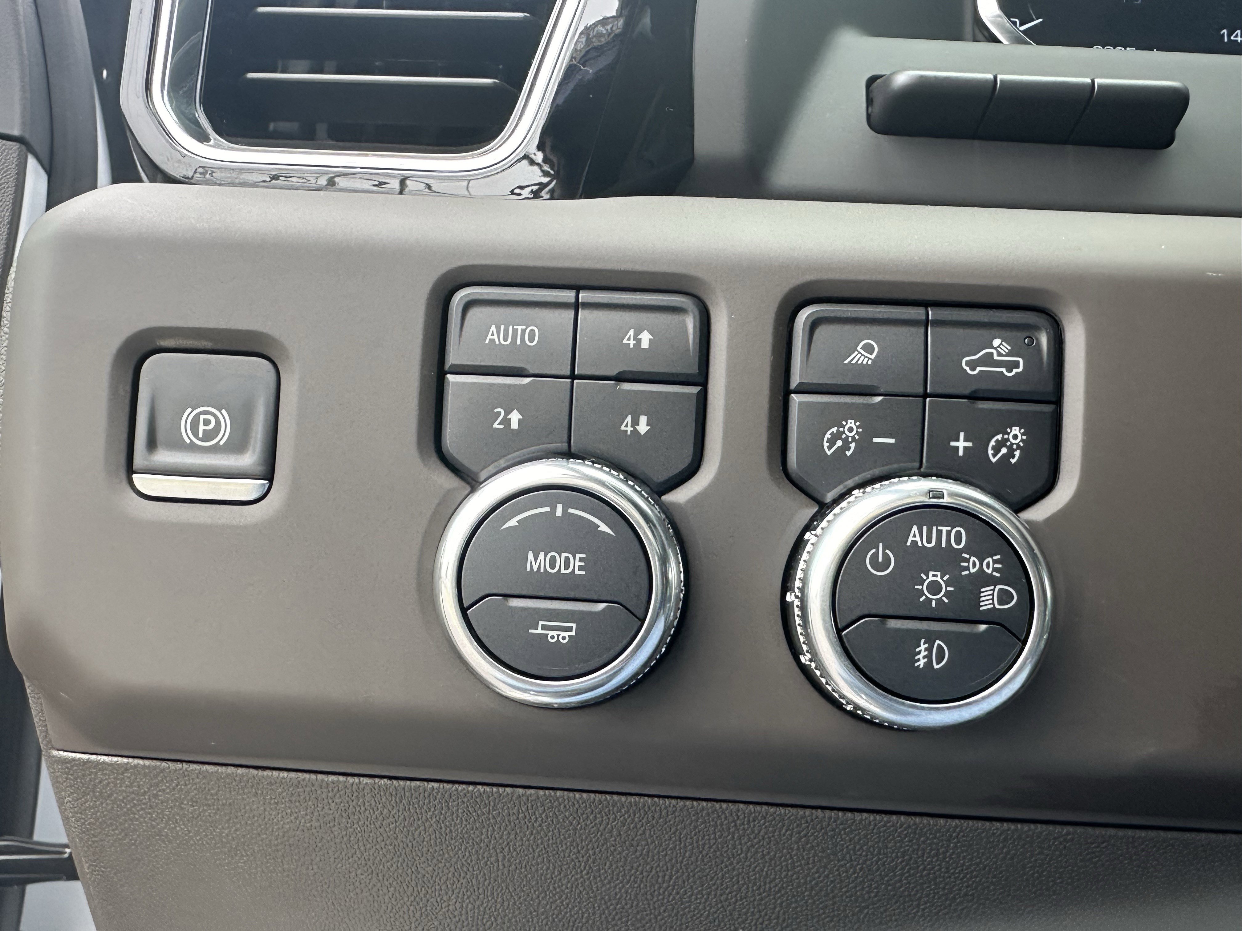 Used 2025 GMC Sierra 2500 Denali w/ Denali Reserve Package image 34