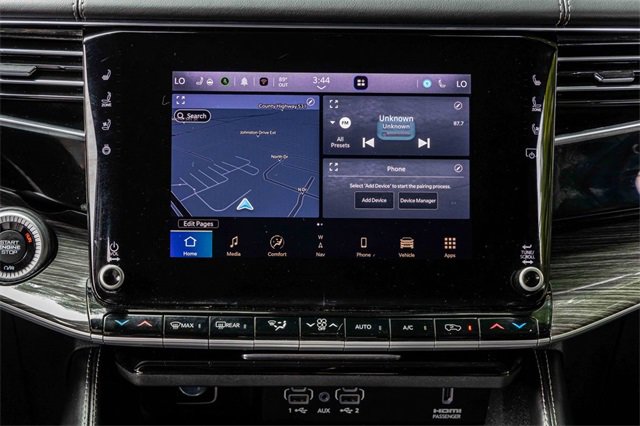 Used 2022 Jeep Wagoneer Series III w/ Flexible Seating Group image 11