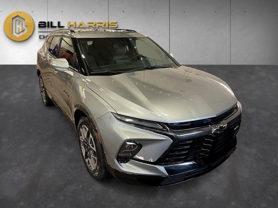 Used 2023 Chevrolet Blazer RS image 9