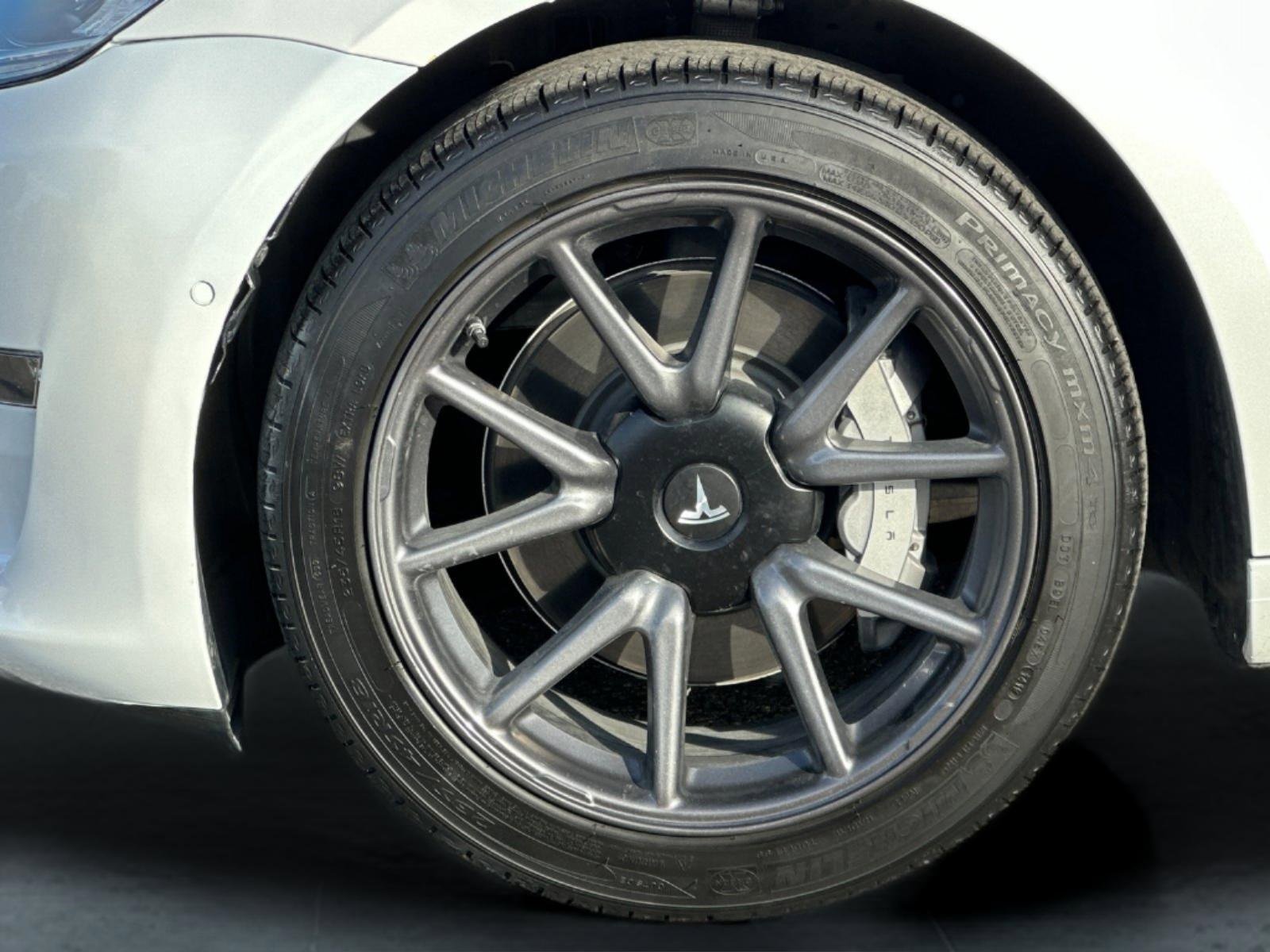 Used 2019 Tesla Model 3 Standard Range Plus image 23