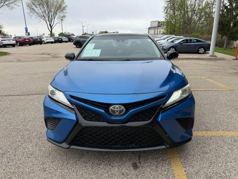 Used 2020 Toyota Camry XSE FWD image 2
