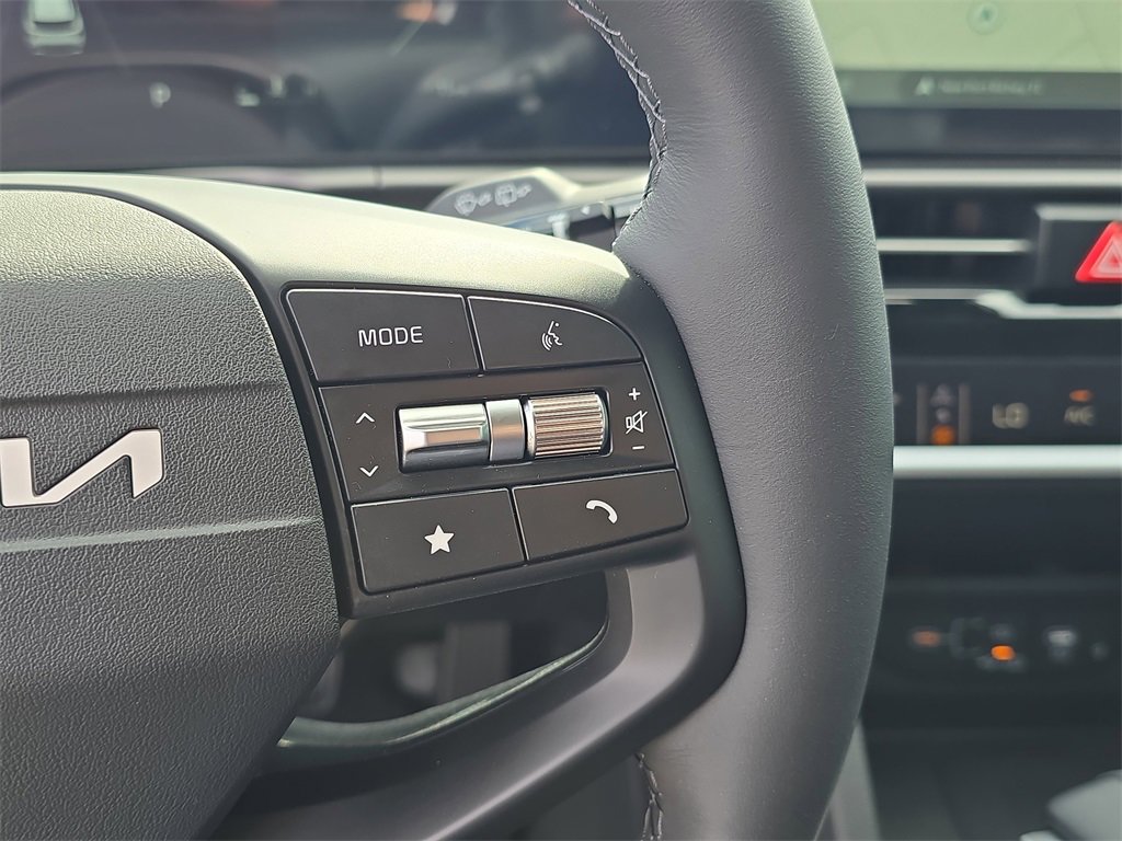 New 2026 Kia Sportage SX image 32