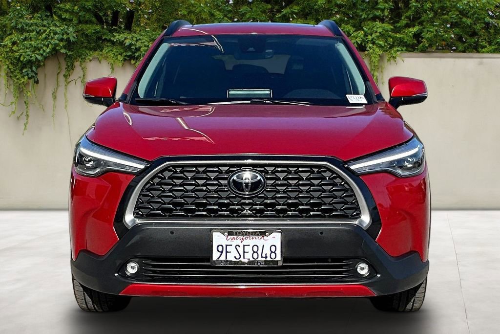 Certified 2022 Toyota Corolla Cross XLE w/ Convenience Package image 2