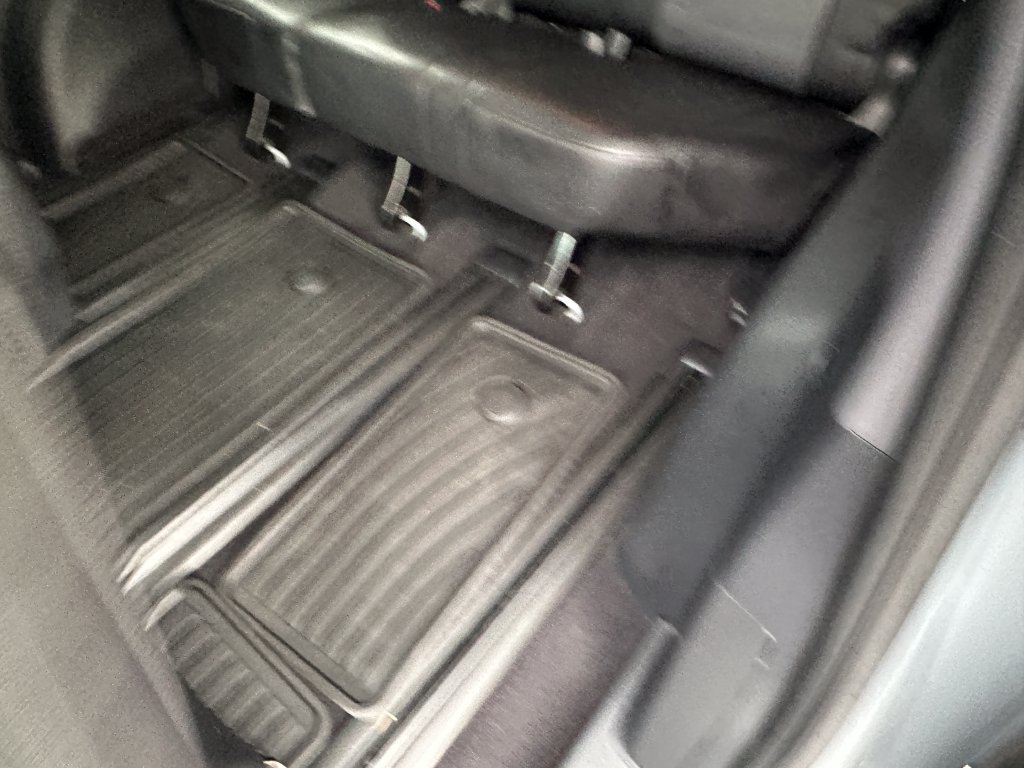 Used 2024 Toyota Sienna XLE Woodland Edition AWD/4WD image 15