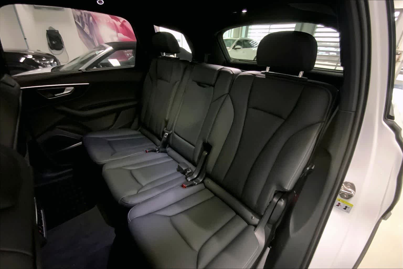 New 2026 Audi Q7 3.0T Premium Plus image 13