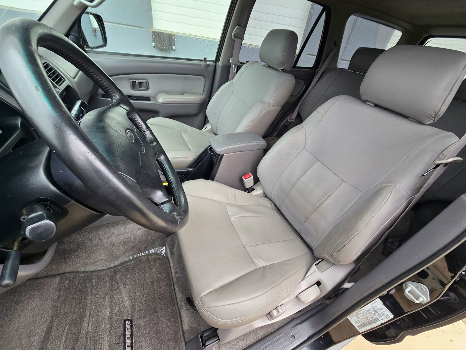 Used 2002 Toyota 4Runner SR5 image 13