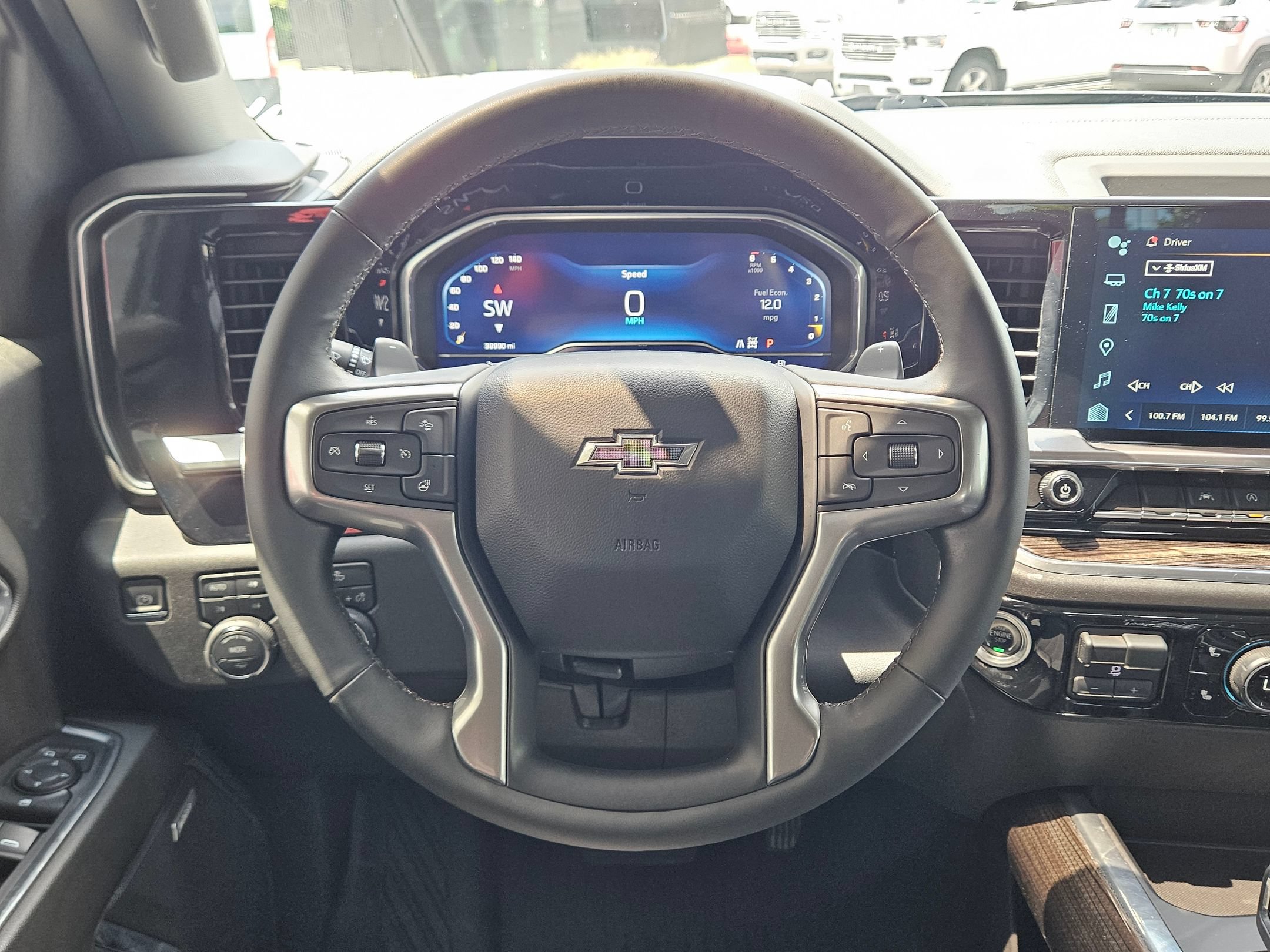 Used 2024 Chevrolet Silverado 1500 RST AWD/4WD image 15